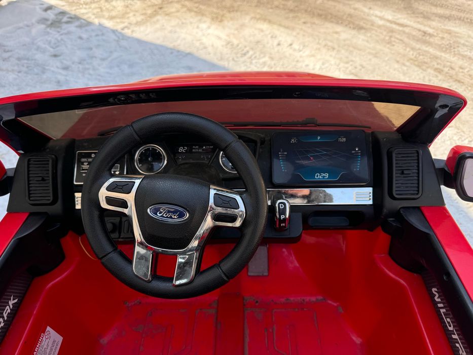 Детский электромобиль Ford