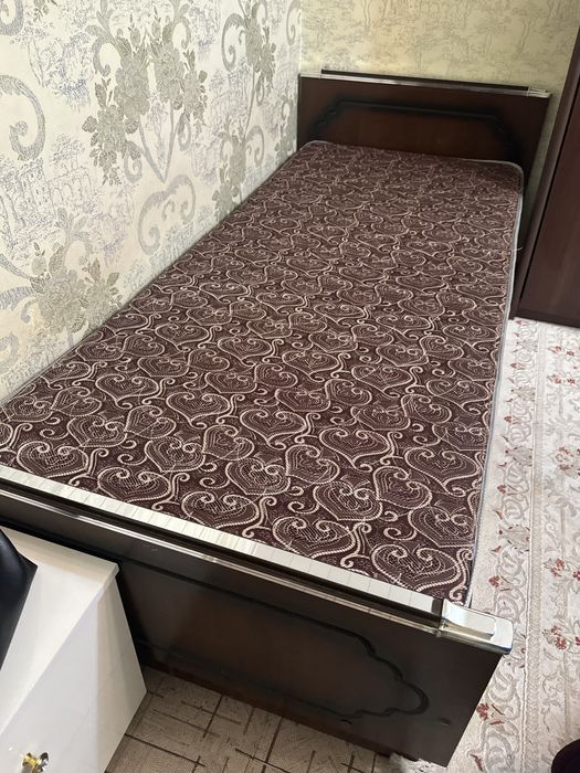 Односпальная кровать