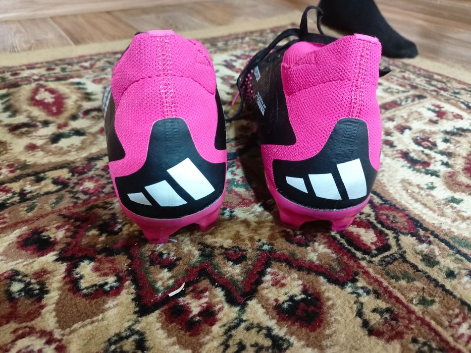 Бутцы предатор адидас