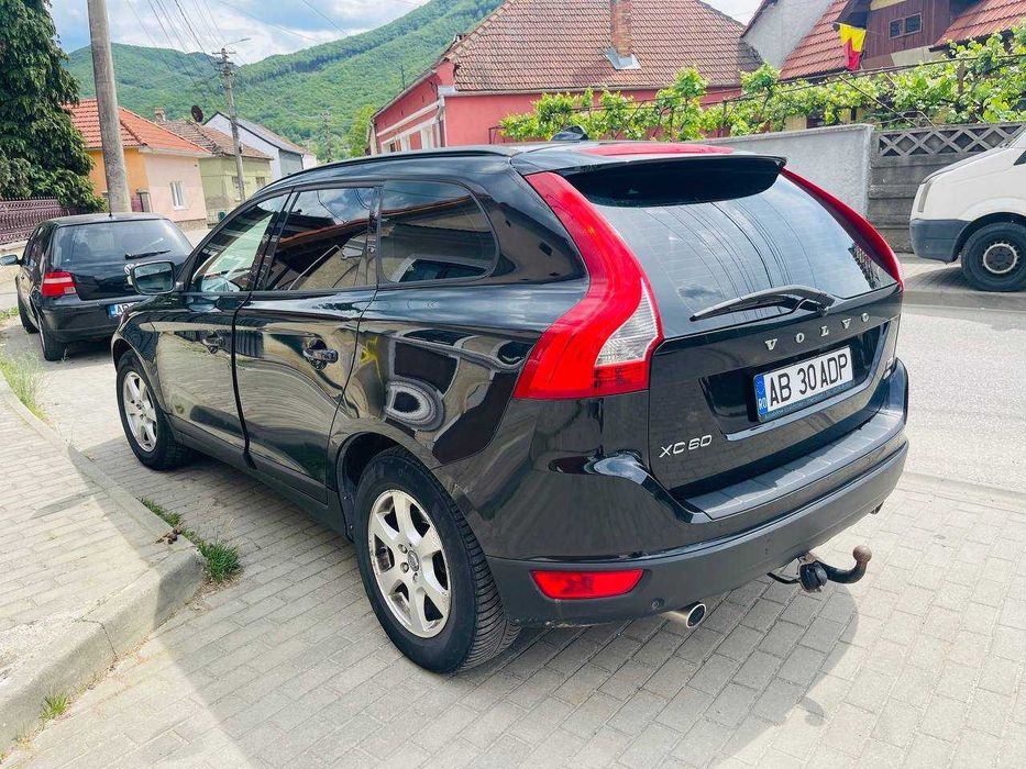 VOLVO XC60 2011 — imagine 2