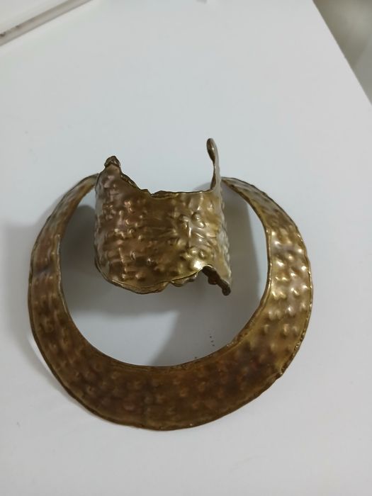 Colier si bratara 200 ron setul