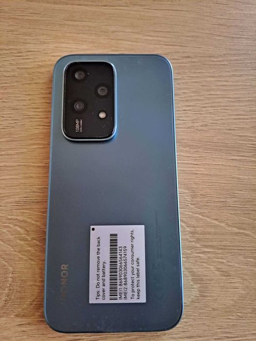 Продавам смартфон HONOR 200 Lite като нов