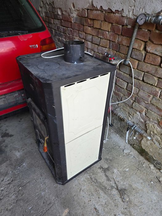 Камина на дърва с водна риза-Prity C3B13