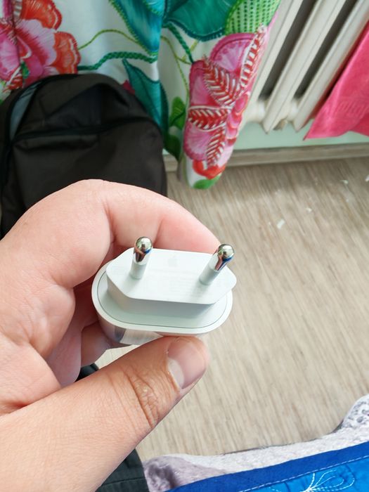 На гарантий Адаптер Apple 20w.  зарядка. блок