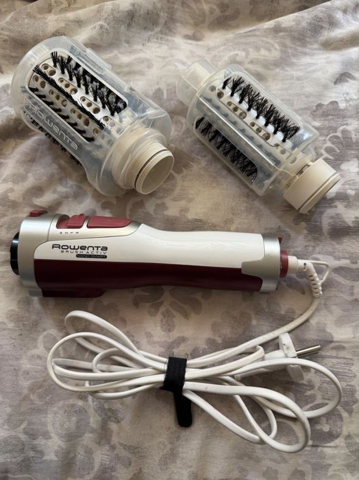 Rowenta Brush Active въртяща се четка/сешоар