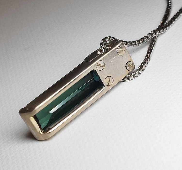 Изключително Колие с Афгански Индиколит Турмалин в 18К златен обков!