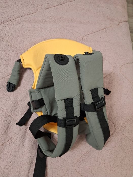 Ергономична раница Chipolino - Comfy, сива