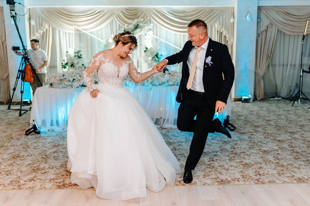 Vând rochie mireasa