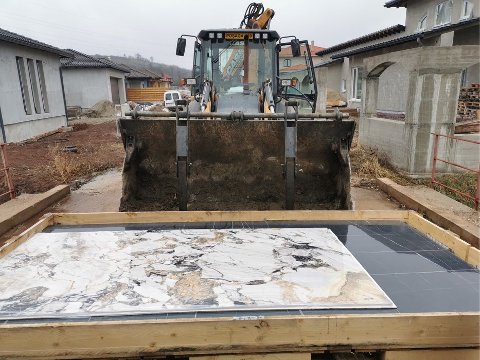 Inchiriez Buldoexcavator ( 17 ani experienta)