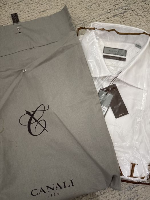 Рубашка белая от бренда canali