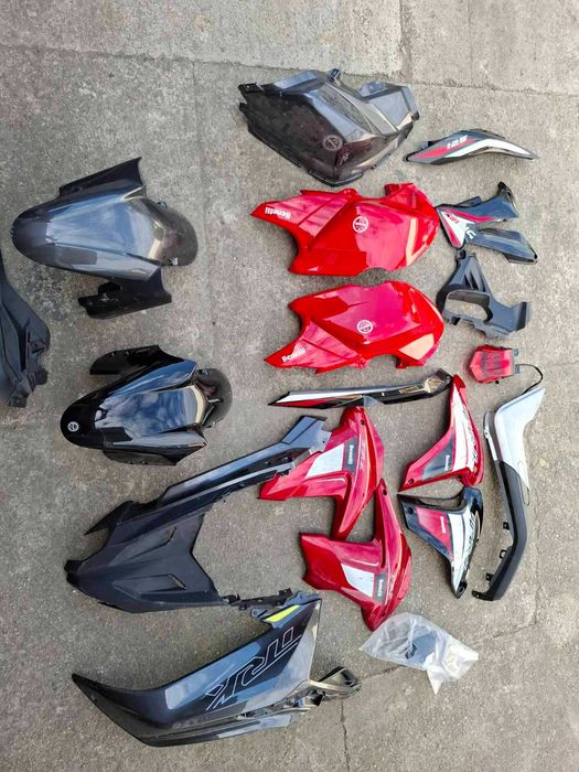 benelli trk пластмаси benelli 125 bn
 yamaha booster 50 п