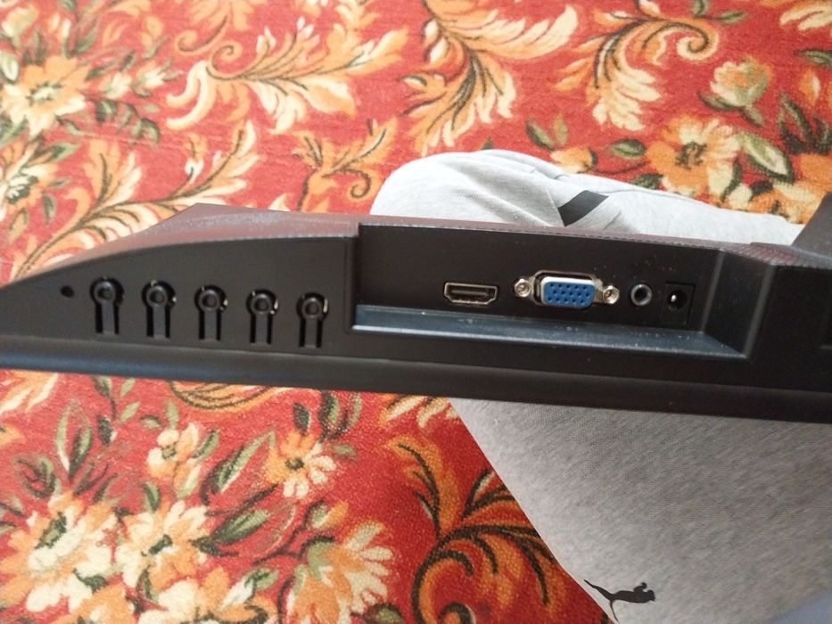 Монитор sanc с разрешением 1920 на 1080