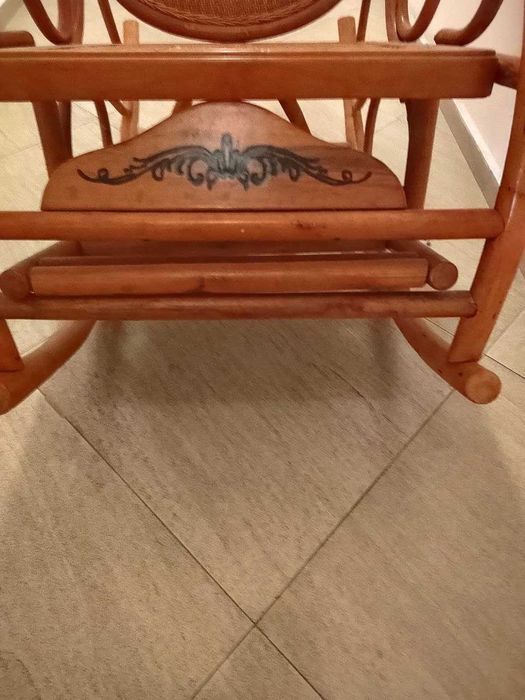 Люксозен люлеещ стол естествен ратян