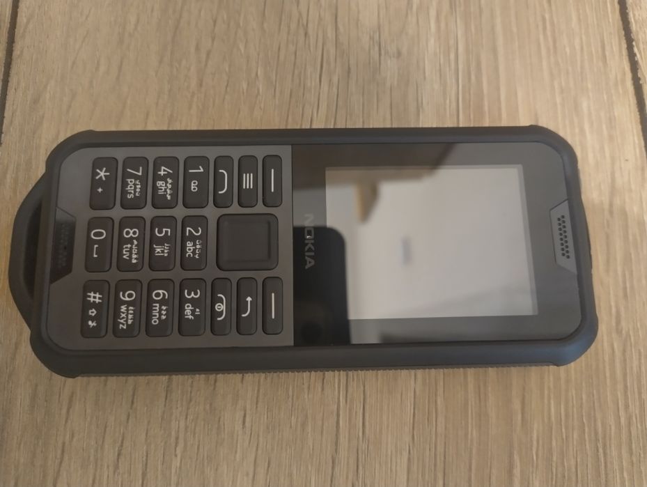 Nokia 800 Tough чисто нов водоустойчив удароустойчив телефон и зарядно
