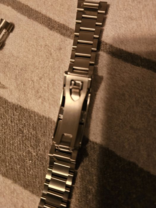 Brățară titan  că noua Tudor Pelagos 39