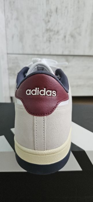 Оригинални кецове adidas