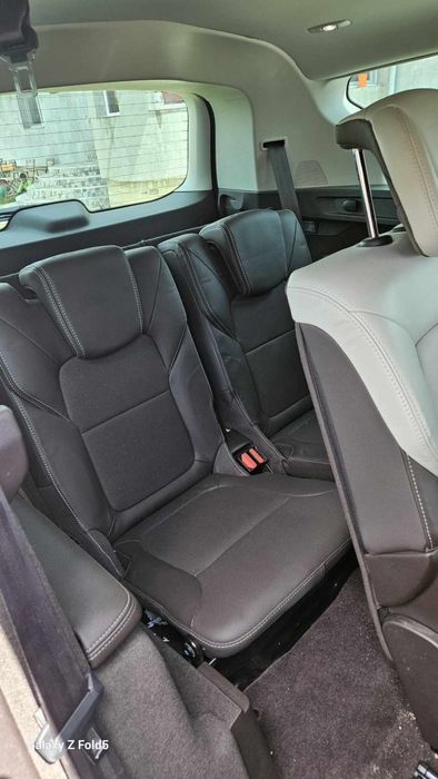 Renault Espace Initiale Paris