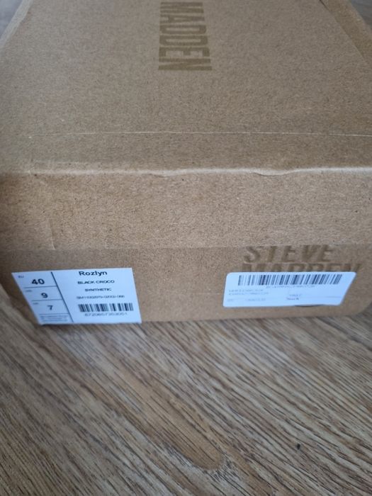 Черни Steve Madden сандали с дебел ток