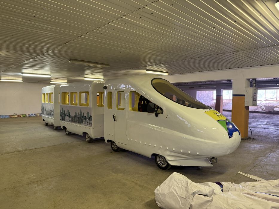 Детский аттракцион поезд