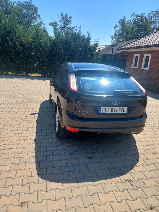 Vand ford focus 2 benzina +Gpl