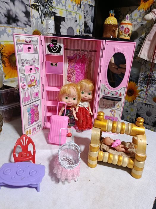 Продается   все для девочек