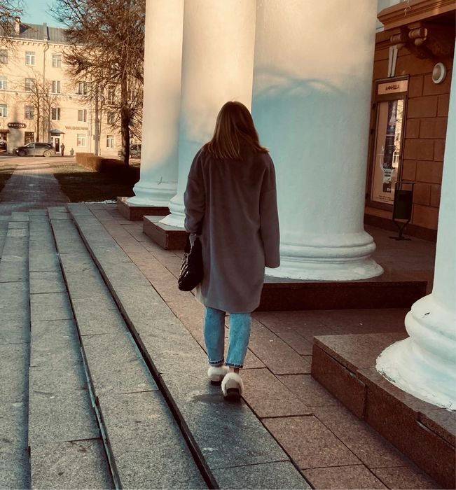 Дамско палто от еко косъм