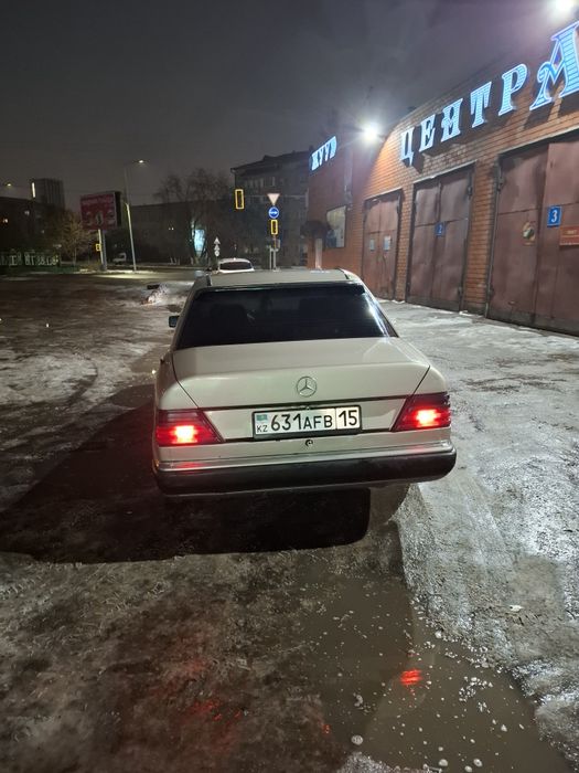 Мерседес 124 260е