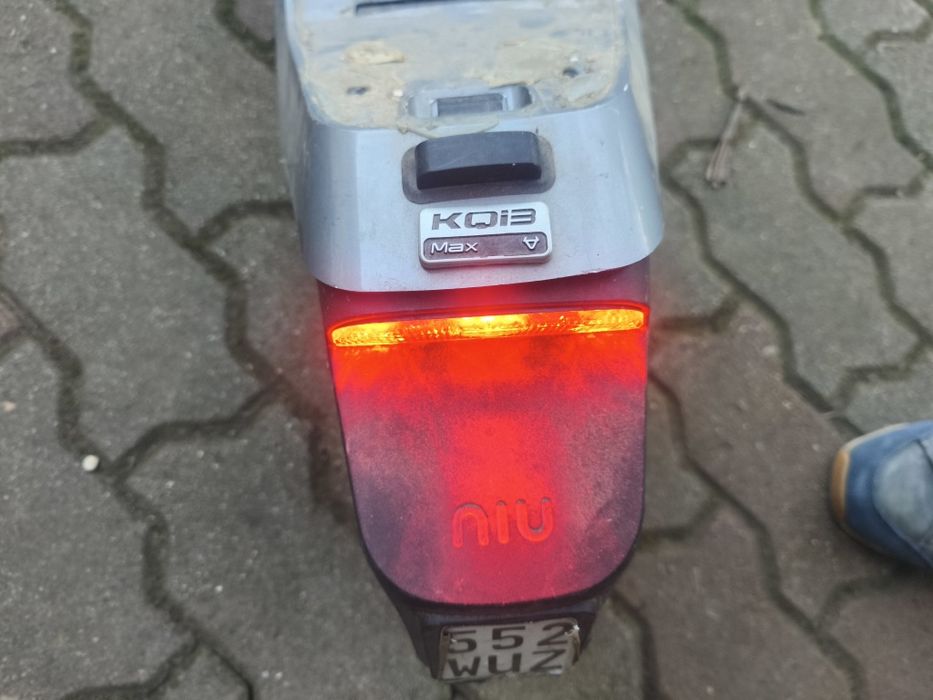 Trotinete Kukirin și NIU