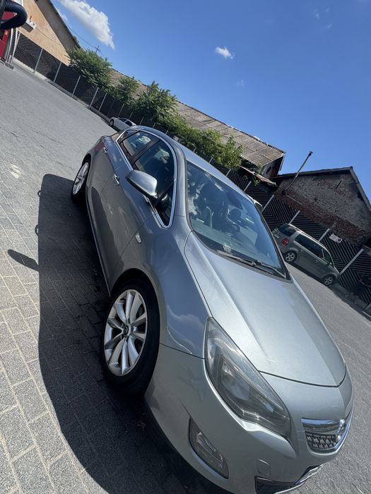 Opel Astra j 1.7d