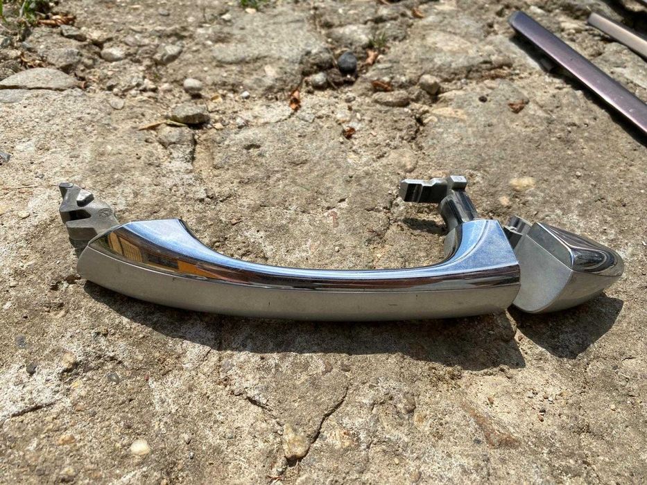 Лайсни за врати Мерцедес w211