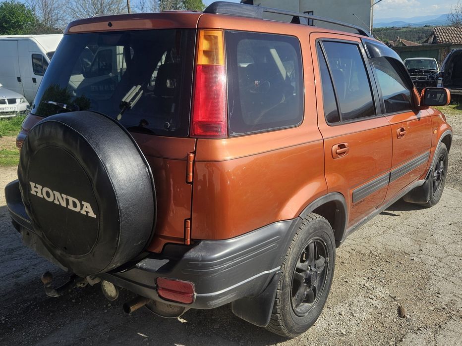 Хонда Црв 1 128 автомат на части Honda crv 1 128 na chasti