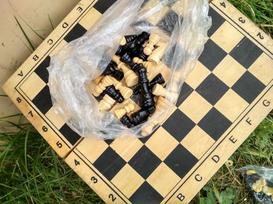 Шахматы магнитные и простые, с нардами!
