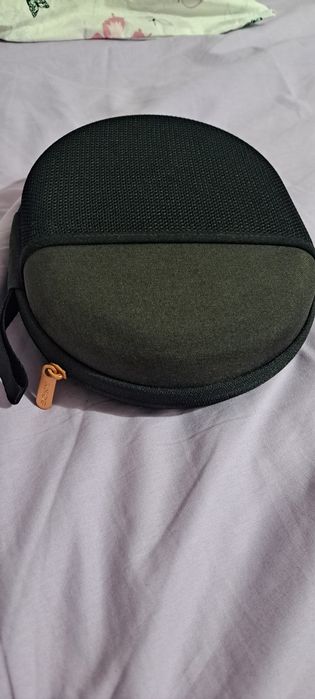 Sony WH-1000XM3 — безжични слушалки с активно шумопотискане (черни)