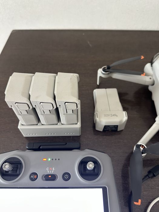 Дрон Dji mini 4 pro