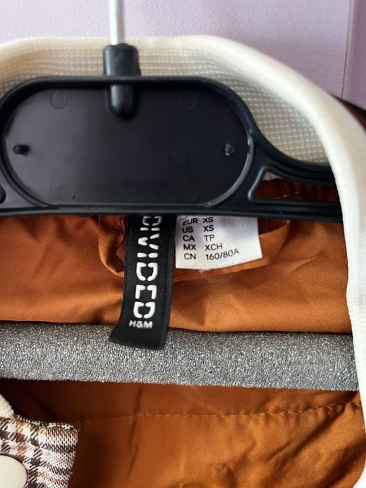 Бейсболно яке с кожени ръкави