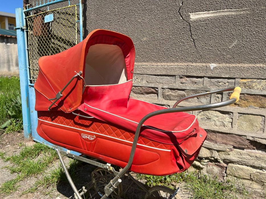 Ретро каляска СССР Бемби бебешка количка
