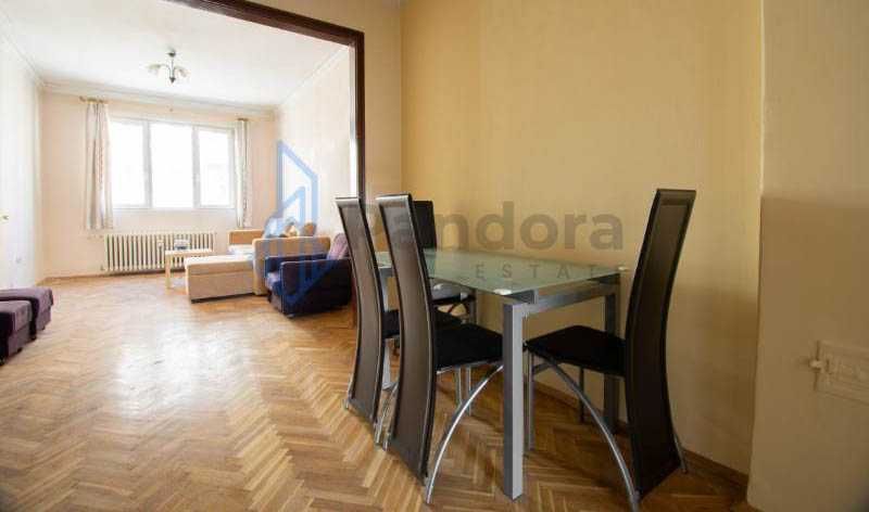 Дава се под наем Двустаен апартамент в София, Център - 80 кв.м за 410 € - Снимка #2