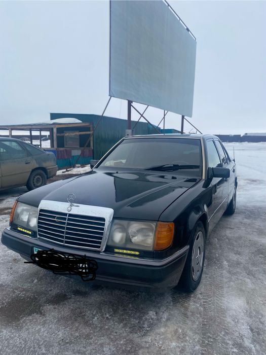 Продам Мерседес w124, 111 движок