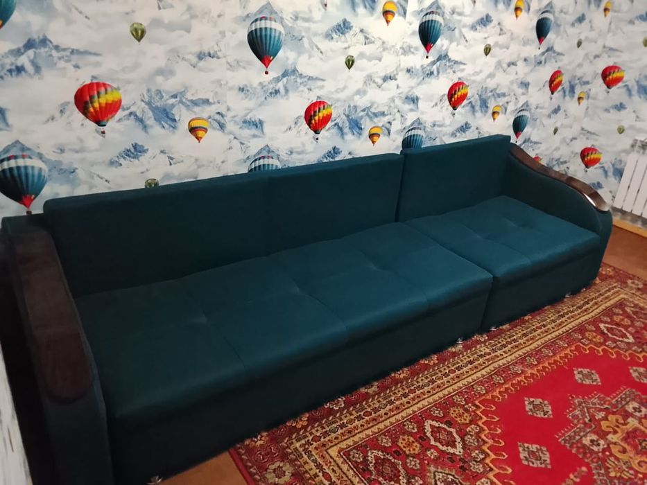Диваны зелёный 3метра и серый