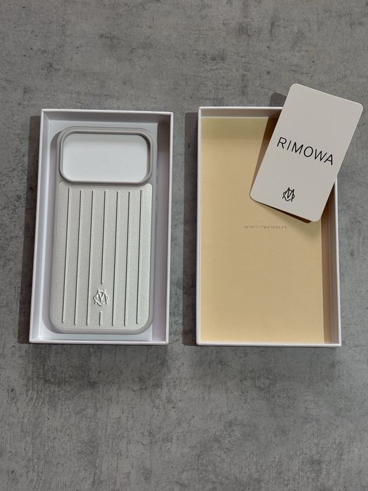Husa Rimowa iphone 17 Pro Max