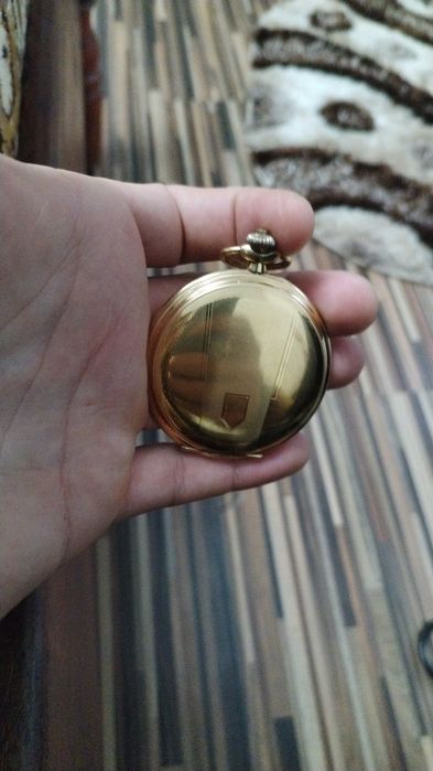 Vand ceas favor placat cu aur