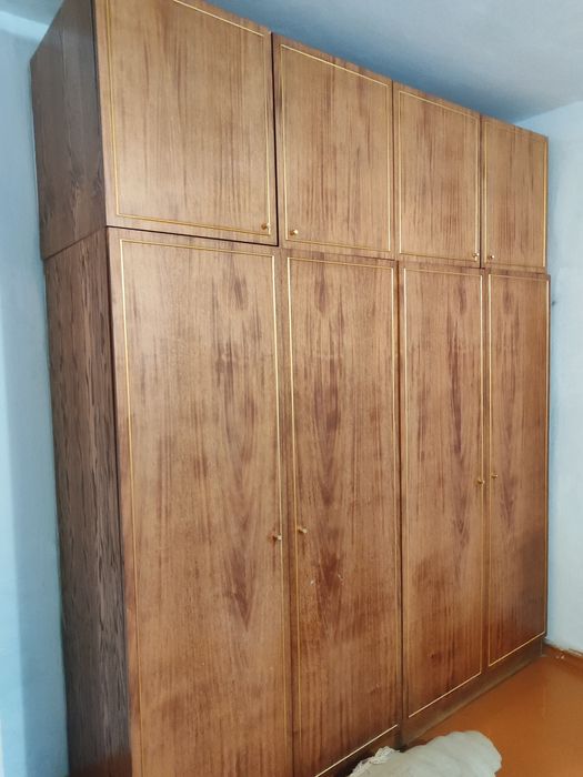 Шифоньер с антресолью