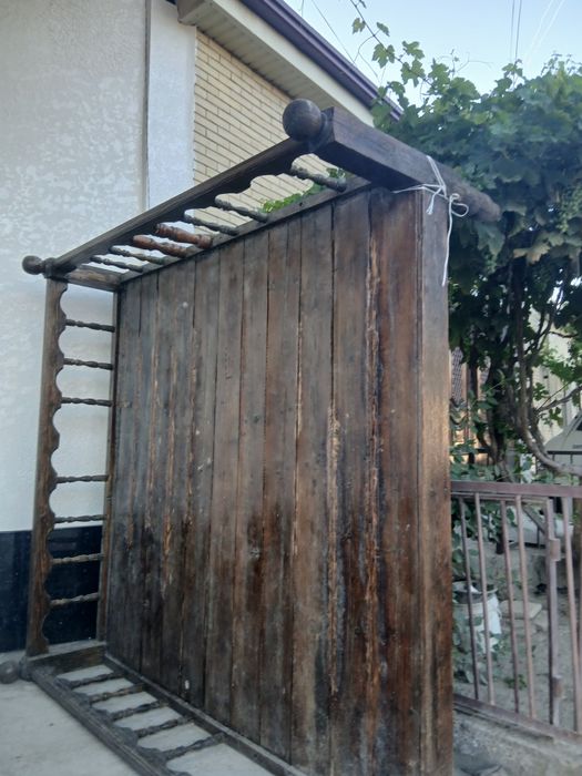 Тапчан сотилади .