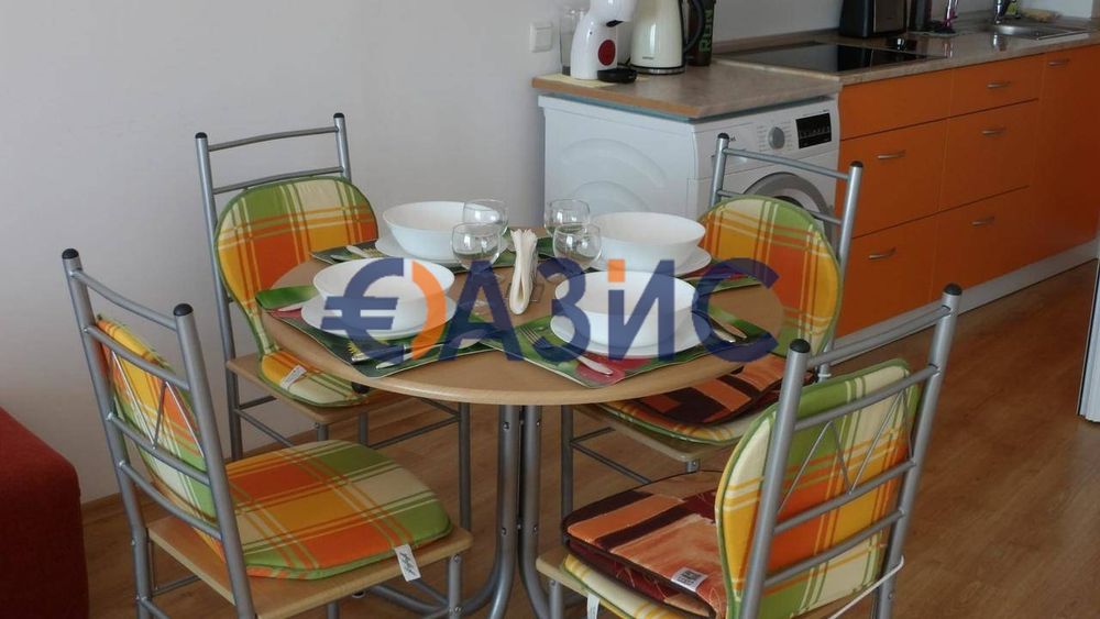 Първа линия на морето !2-стаен апартамент, директен изглед към морето,