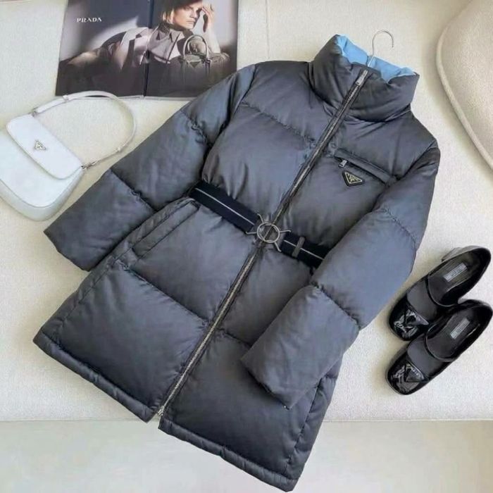 Куртка Prada пуховик