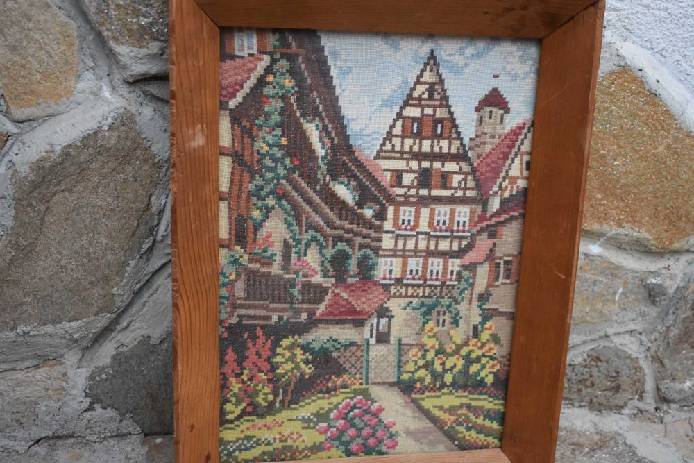 Гоблен рамкиран остъклен. Цена 155лв