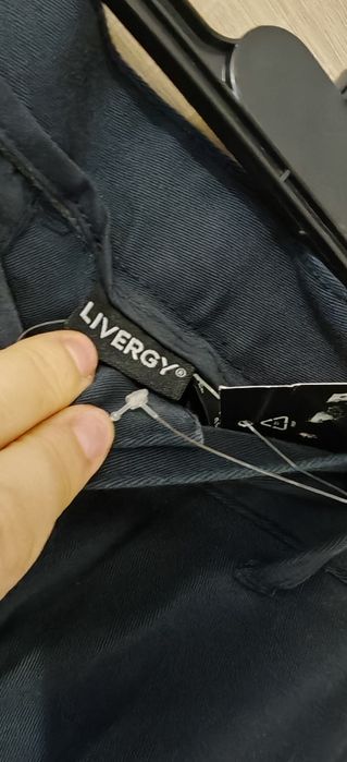 Pantaloni noi barbatesti