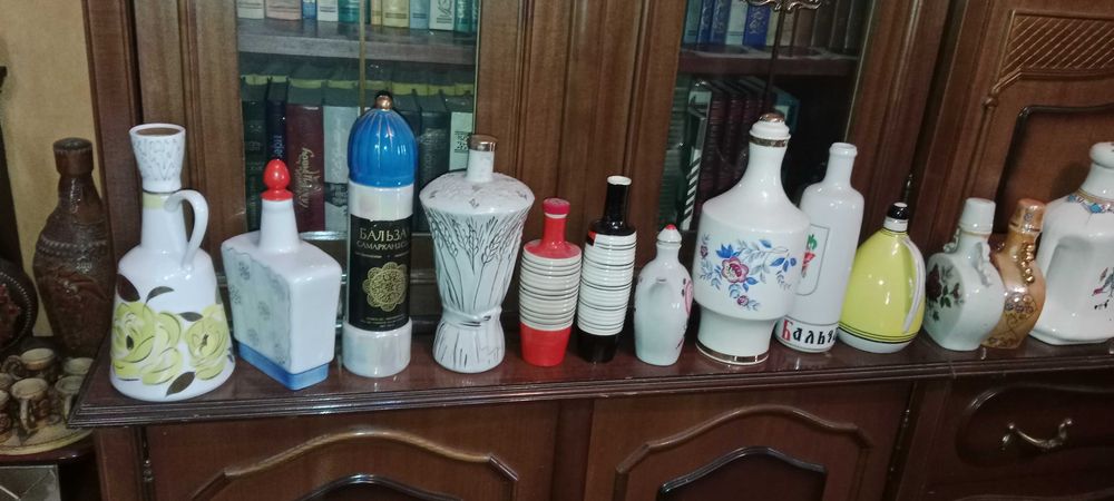 Продам штофы фарфор