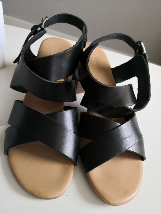 Сандали Find естествена кожа