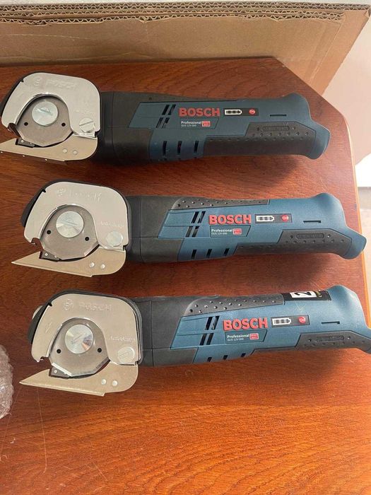 Foarfecă universală GUS 12V-300 pe baterie 12V,  (fără baterie/încărcător)